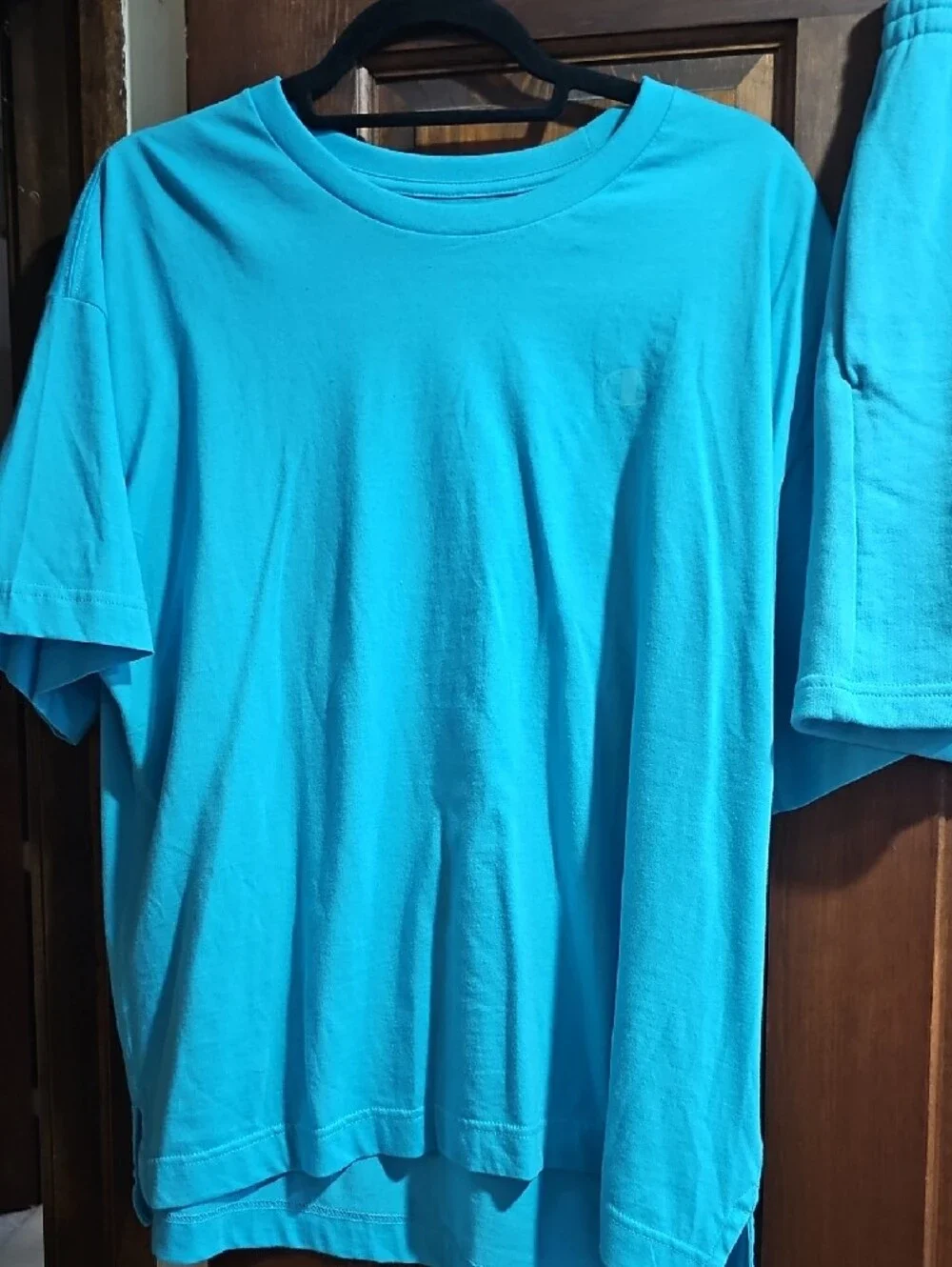 Champion Bright Turquoise Athletic Tee and Shorts Set Size Large